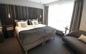 B14 Apartments & Rooms